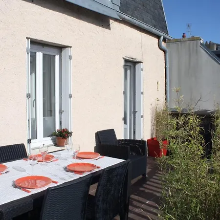 Apartamento Duplex Atypique Avec Terrasse A 400m De La Et Du Centre - Fr-1-361-333