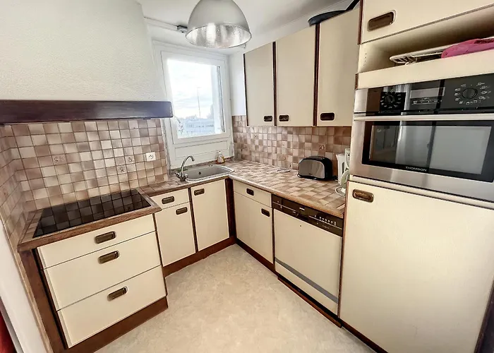 Duplex Atypique Avec Terrasse A 400m De La Et Du Centre - Fr-1-361-333 غرانفيل